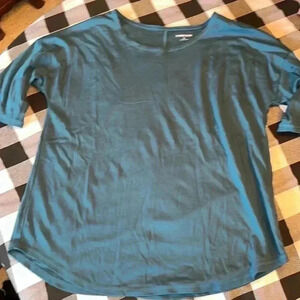 LANDS END SIZE Large top